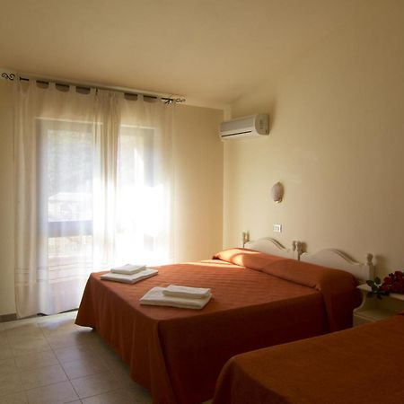 Agriturismo Sa Rocca Iglesias Rum bild