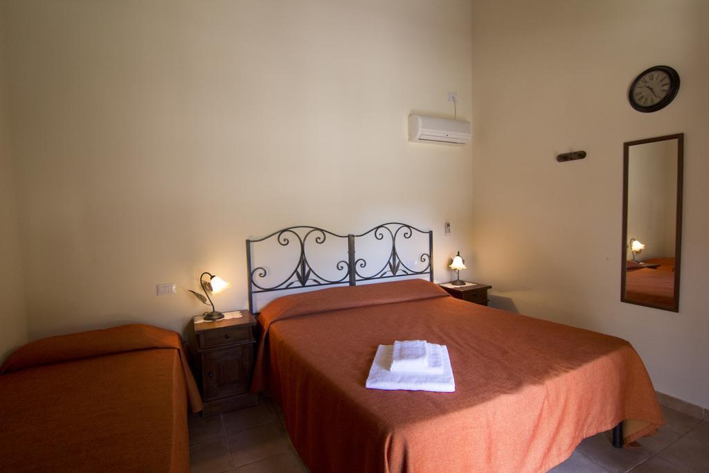 Agriturismo Sa Rocca Iglesias Exteriör bild